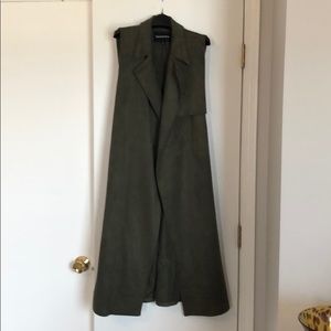 Sleeveless Trench